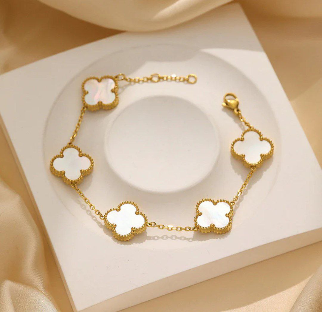 White clover bracelet