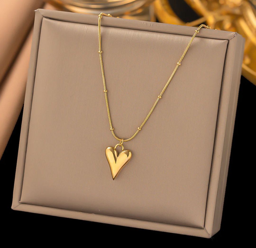 Golden Embrace Set