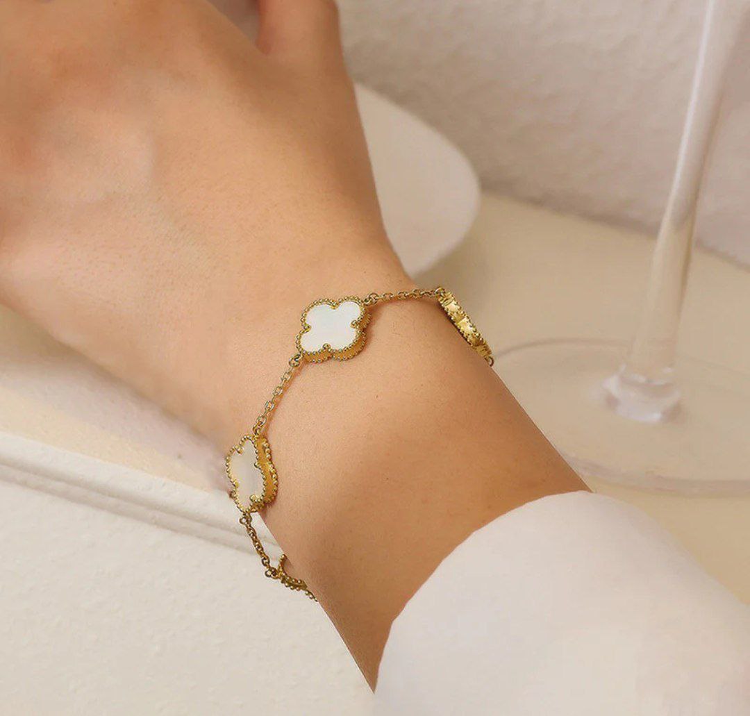 White clover bracelet